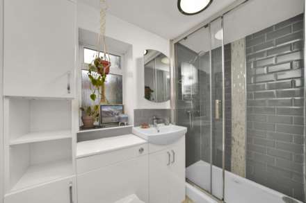 Murchison Road, London, E10, Image 16