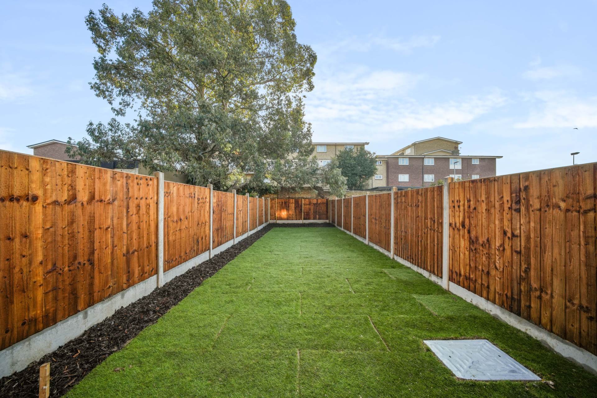 Simmonds Road, Leyton, E10, Image 25