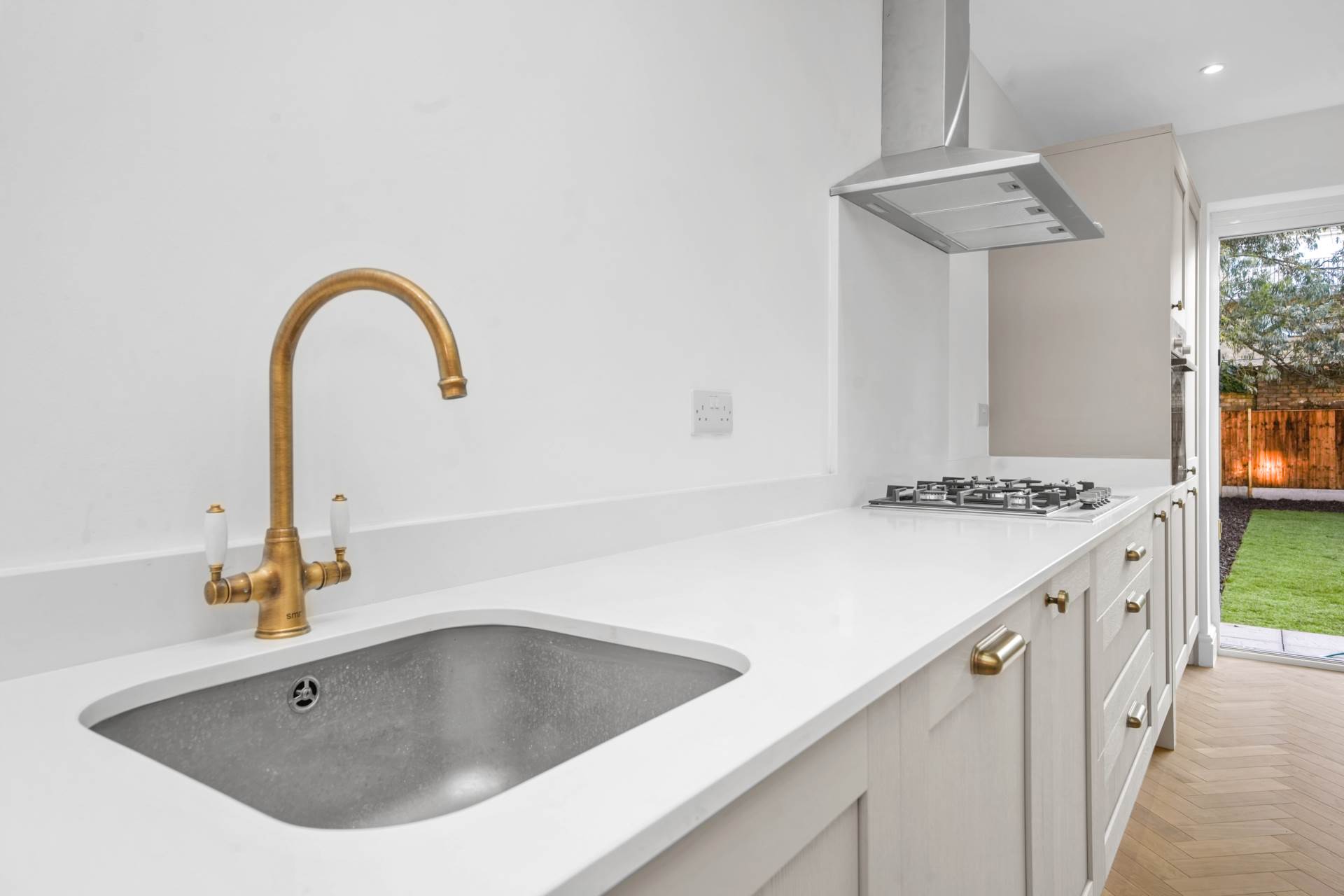 Simmonds Road, Leyton, E10, Image 6