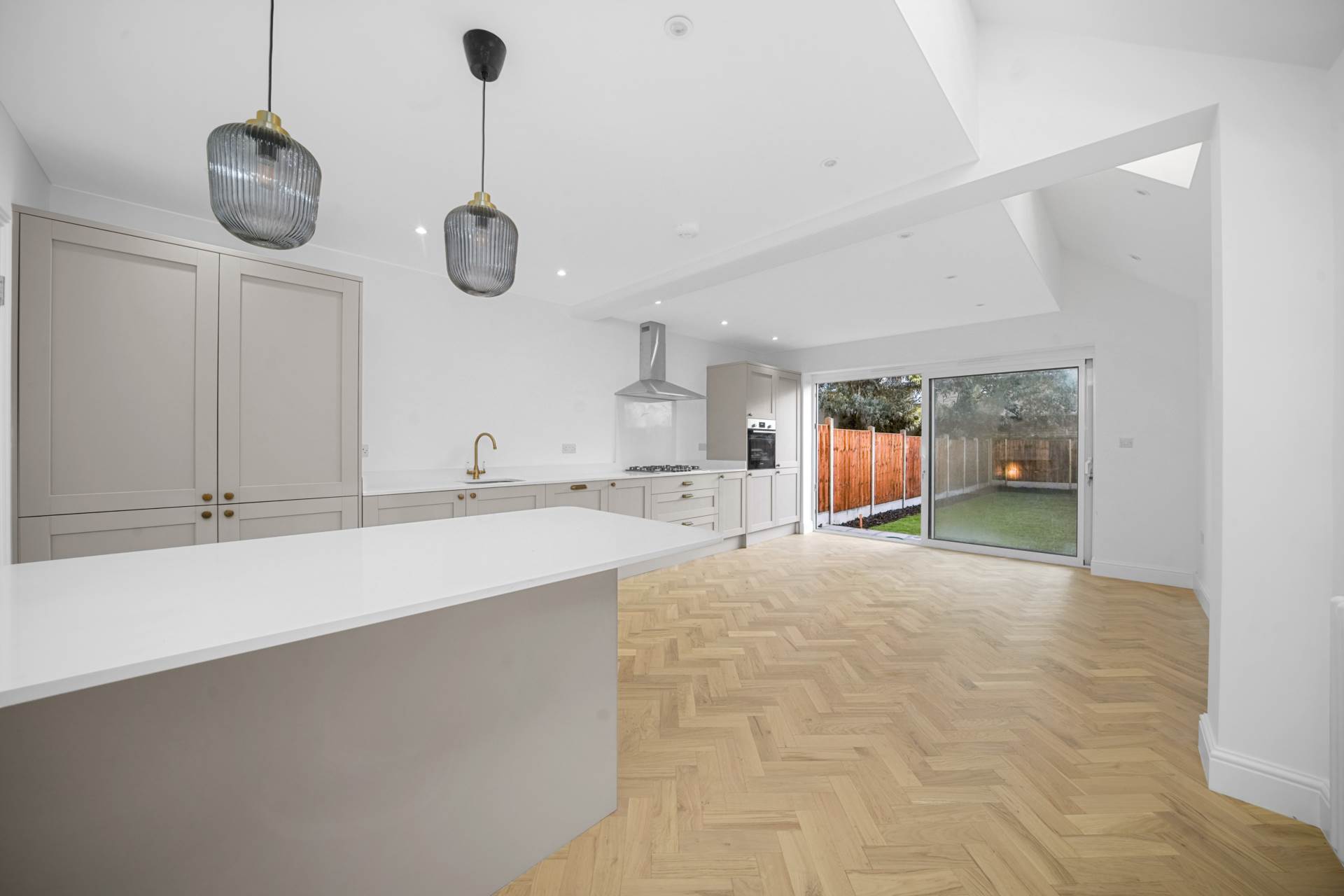 Simmonds Road, Leyton, E10, Image 7