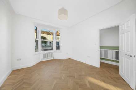 Simmonds Road, Leyton, E10, Image 2