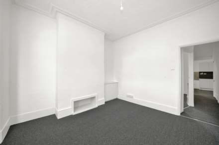 Sunnyside Road, Leyton, E10, Image 3