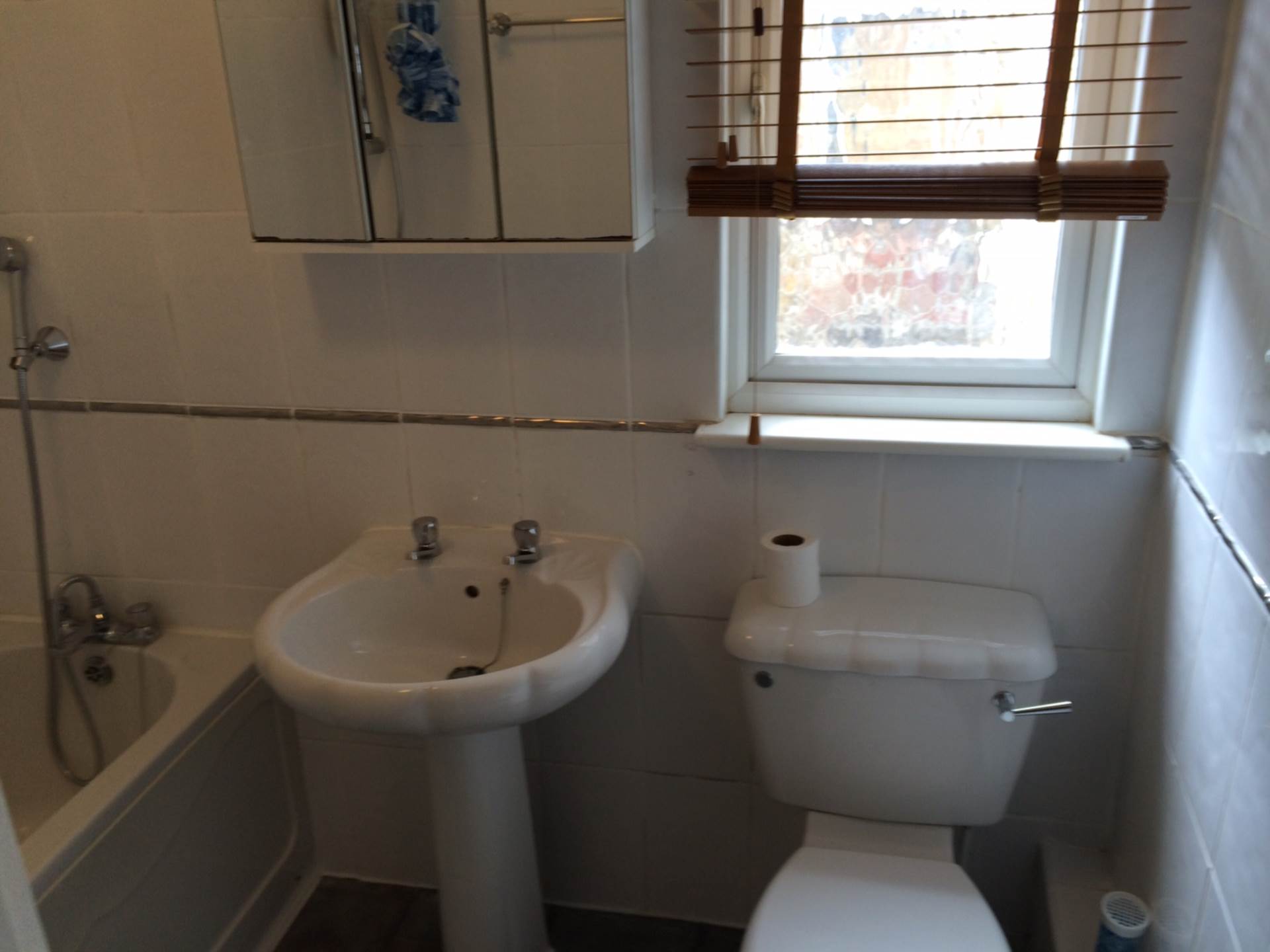 Whalebone Avenue, Chadwell Heath, Image 11