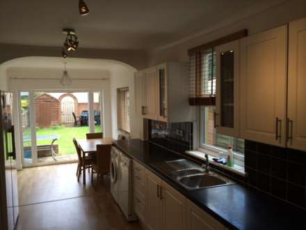 Whalebone Avenue, Chadwell Heath, Image 4