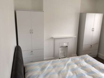 Whalebone Avenue, Chadwell Heath, Image 8