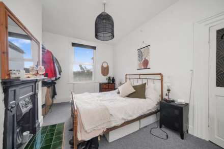 Thornhill Road, Leyton, E10, Image 6