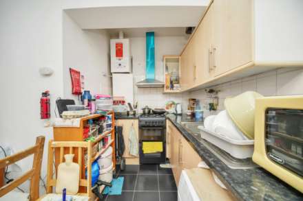 Capworth Street, Leyton, Image 5