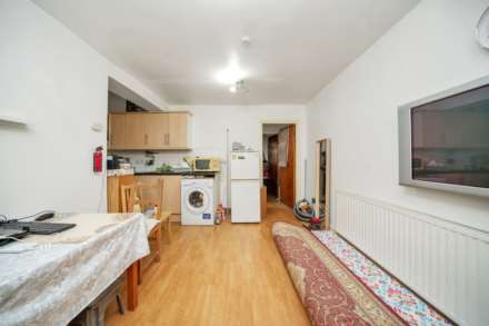 Capworth Street, Leyton, Image 6