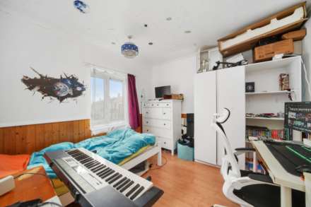 McEntee Avenus, Walthamstow, E17, Image 8