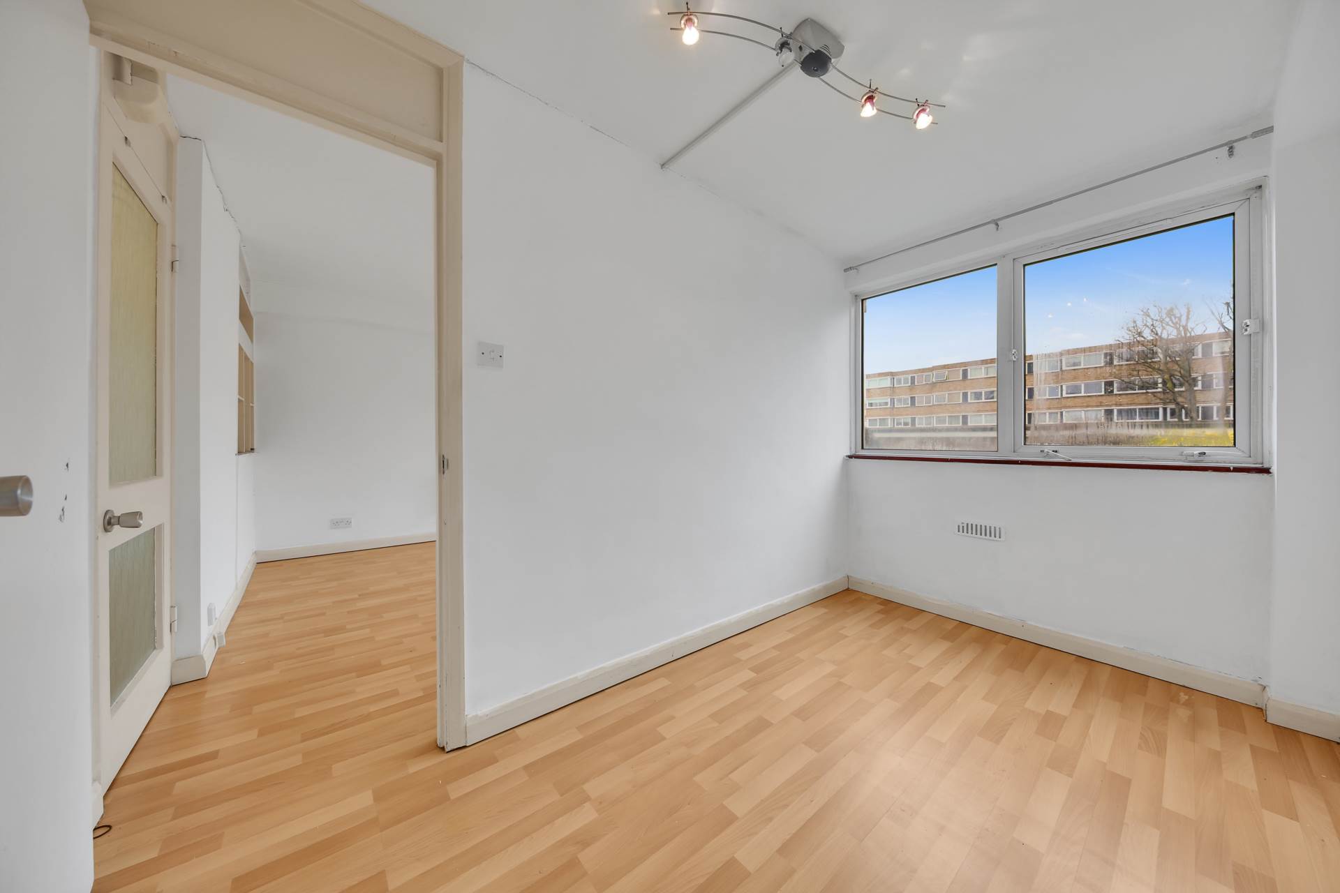 Queenswood Gardens, Leytonstone, Image 10