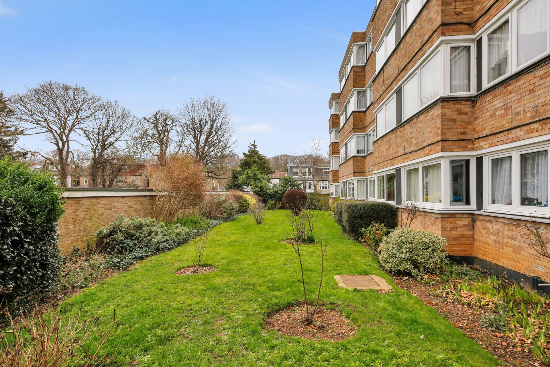 Queenswood Gardens, Leytonstone, Image 13
