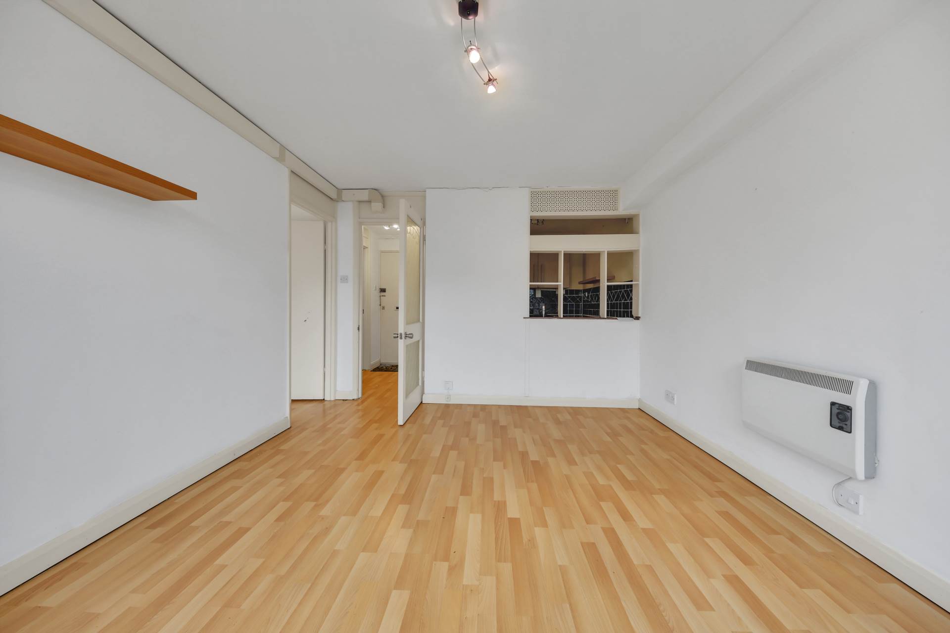 Queenswood Gardens, Leytonstone, Image 5