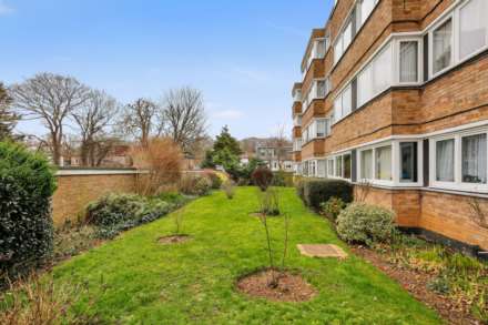Queenswood Gardens, Leytonstone, Image 13