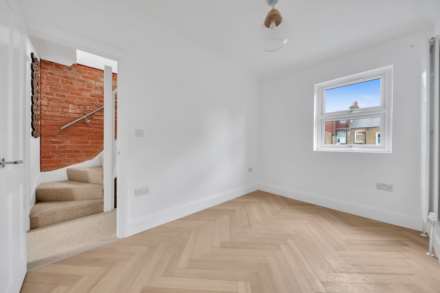 Goldsmith Road, London, E17, Image 13