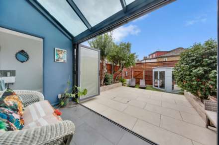 Wesley Road, London, E10, Image 12