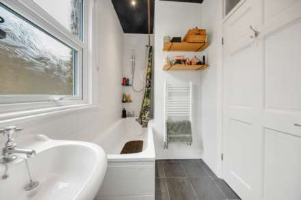 Clementina Road, Leyton, E10, Image 13