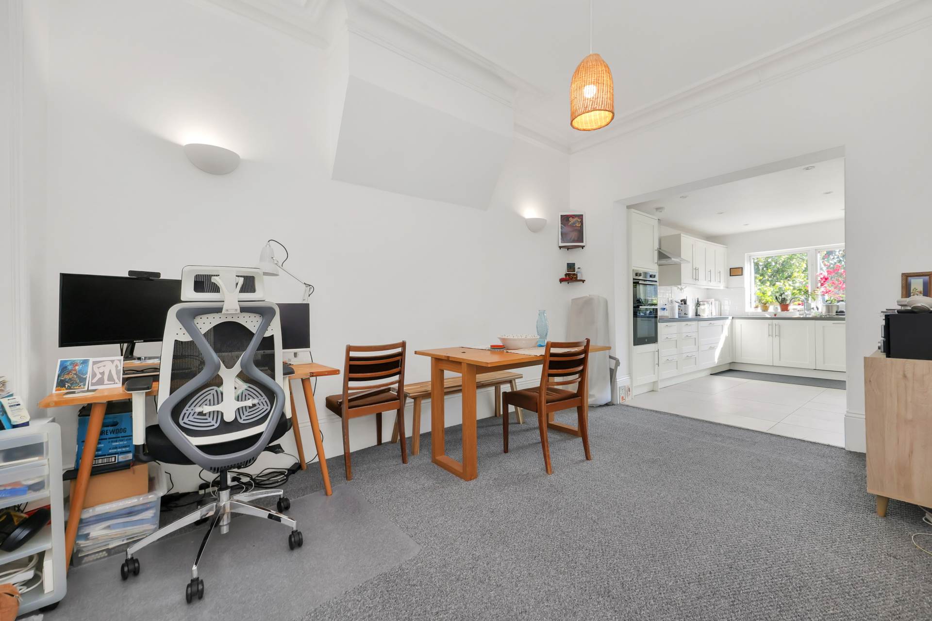 Thornhill Road, Leyton, E10, Image 5