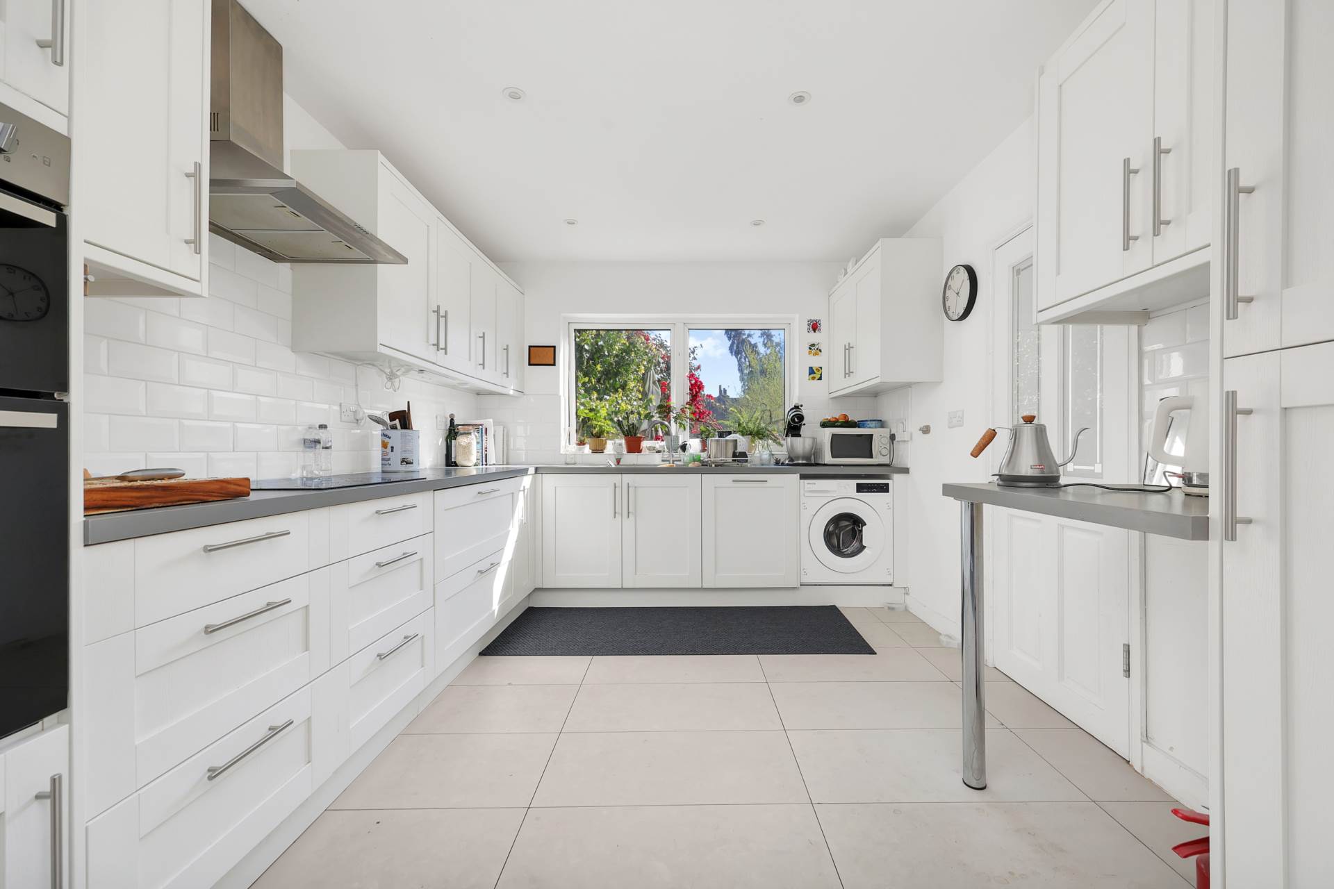 Thornhill Road, Leyton, E10, Image 9