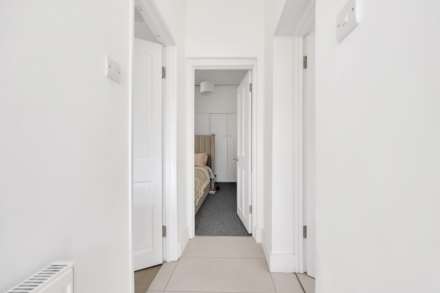 Thornhill Road, Leyton, E10, Image 11