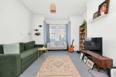 Thornhill Road, Leyton, E10, Image 4