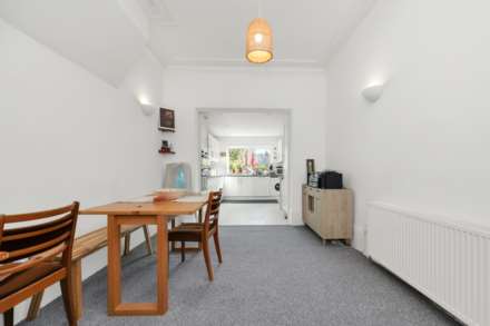 Thornhill Road, Leyton, E10, Image 6