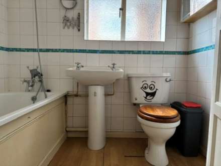 Blackmoor Road, Buckhurst Hill, IG9, Image 6