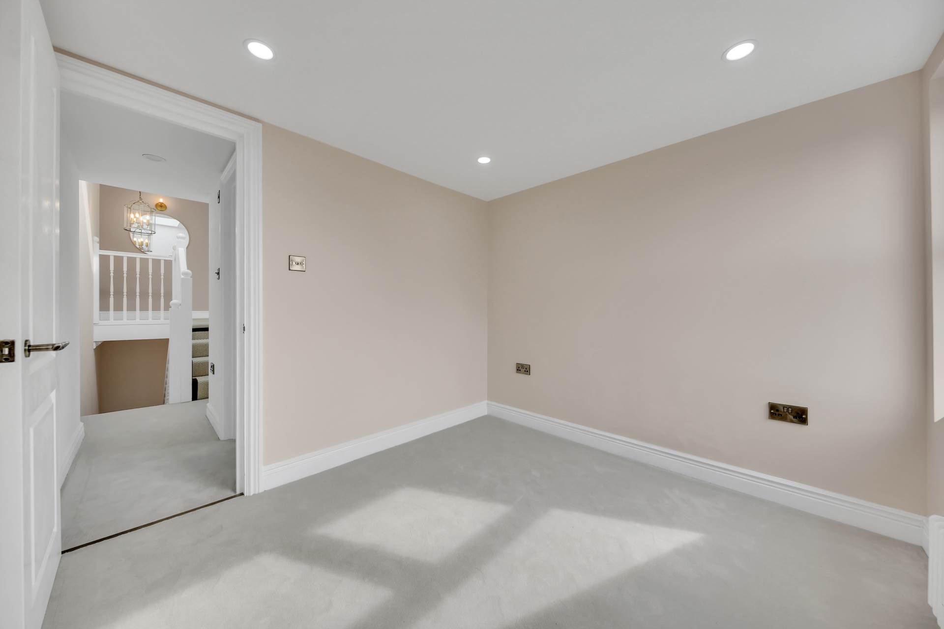 Langthorne Road, Leytonstone, E11, Image 30