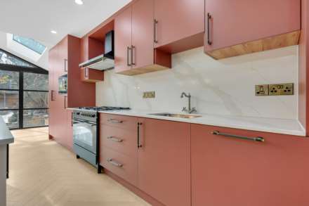 Langthorne Road, Leytonstone, E11, Image 16