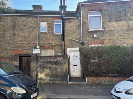 High Road, London, E10, Image 4