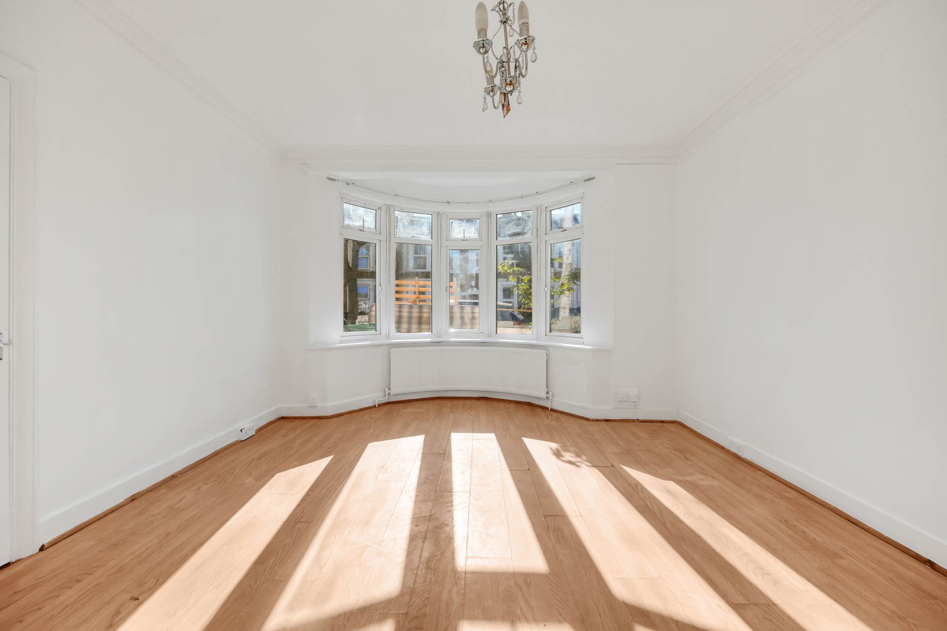 Cambrian Road, Leyton, E10, Image 2