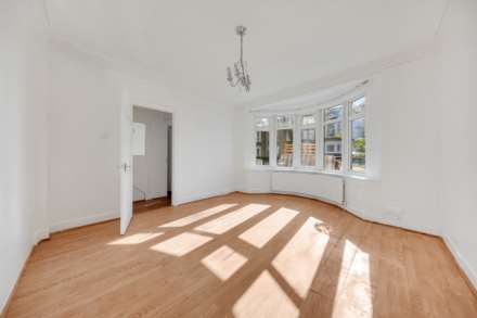Cambrian Road, Leyton, E10, Image 3