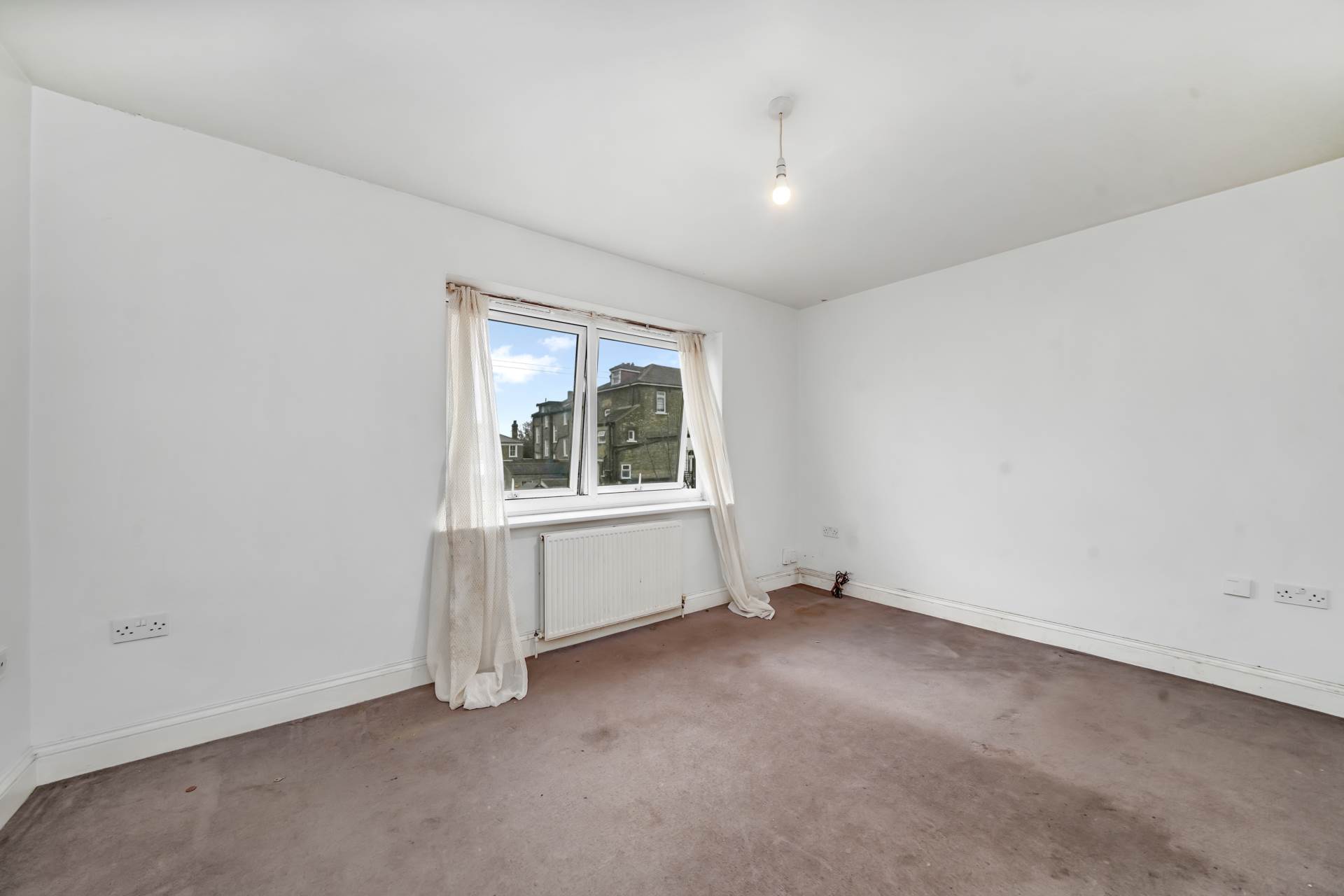 Grange Park Road, London, E10, Image 3