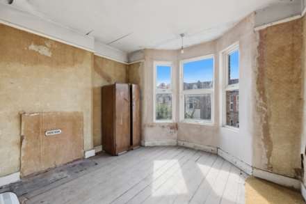 Chertesy Road, Leytonstone, E11, Image 13