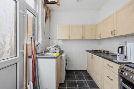 Chertesy Road, Leytonstone, E11, Image 4
