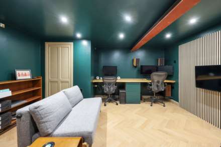 Elsham Road, London, E11, Image 24