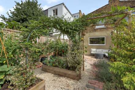 Elsham Road, London, E11, Image 28