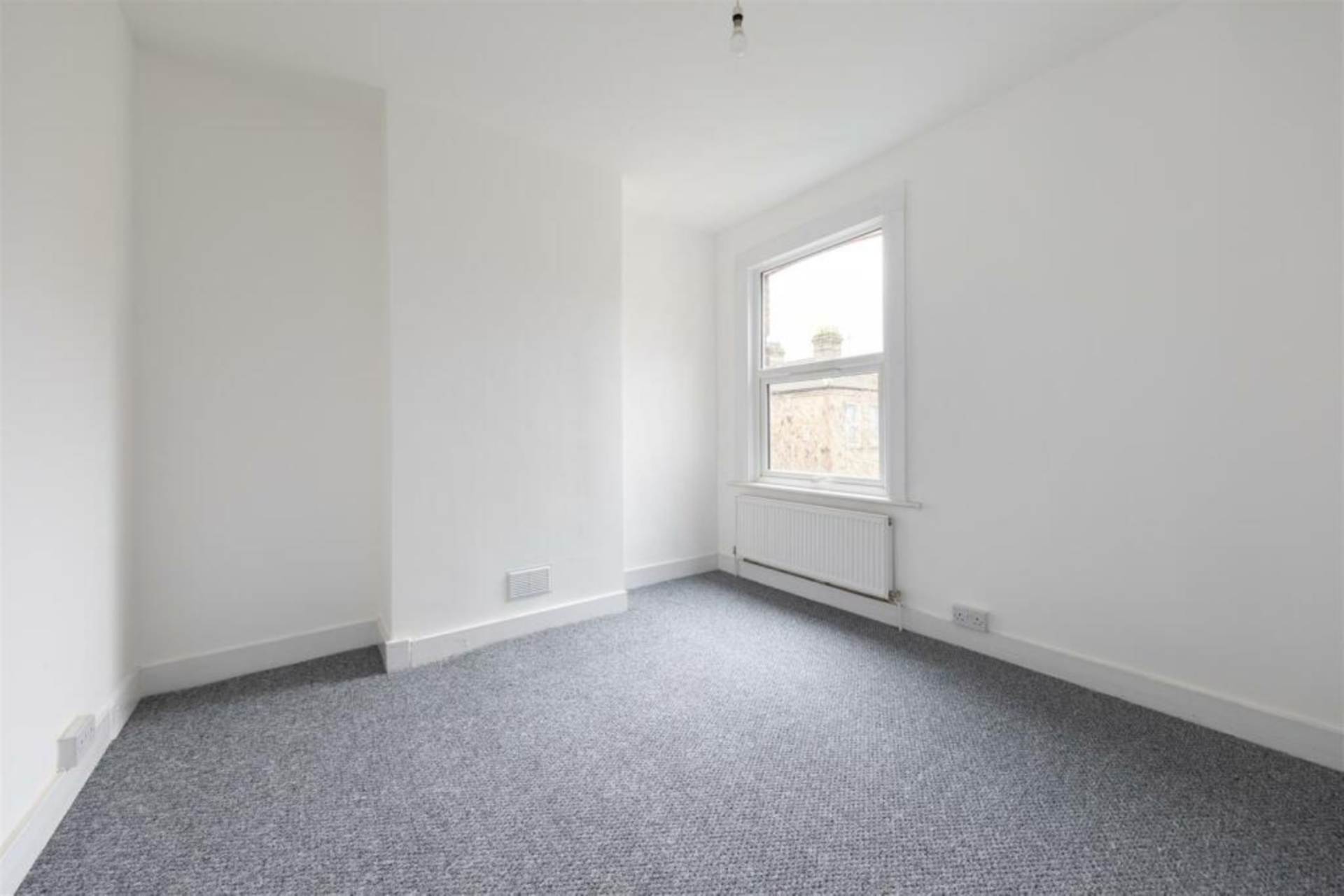 Seymour Road, London, Leyton, E10, Image 6