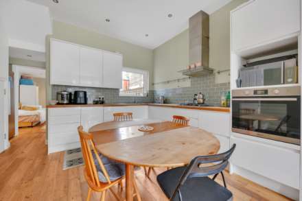 Frith Road, Leytonstone, E11, Image 7