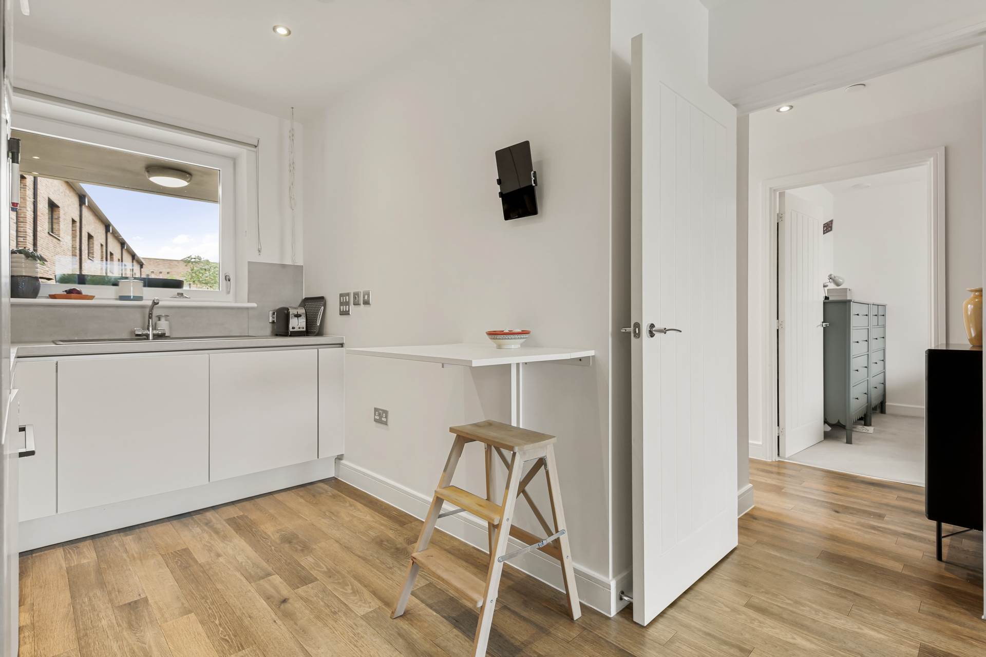 Wyvern Court, Oliver Road, Leyton, E10, Image 8