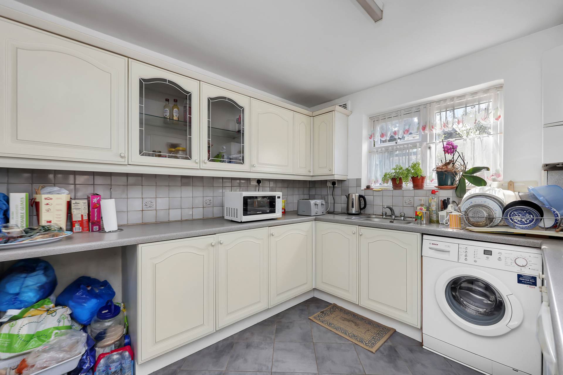 First Avenue, London, E17, Image 11