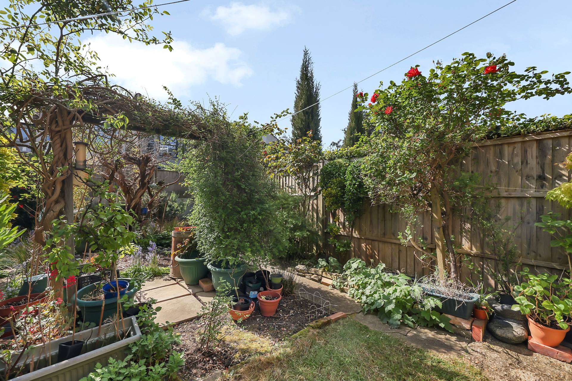 First Avenue, London, E17, Image 13