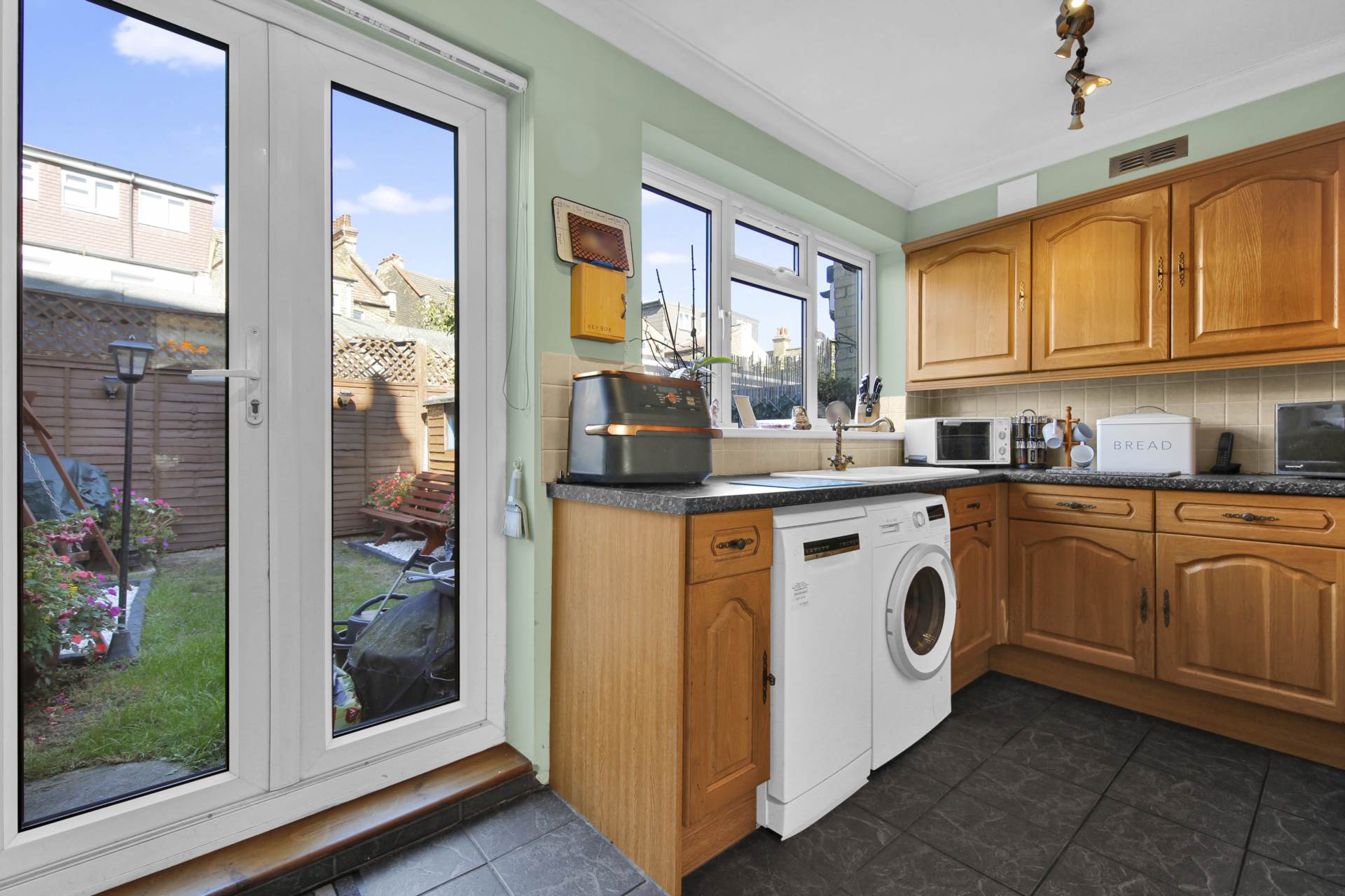 Belmont Park Road, London, E10, Image 8