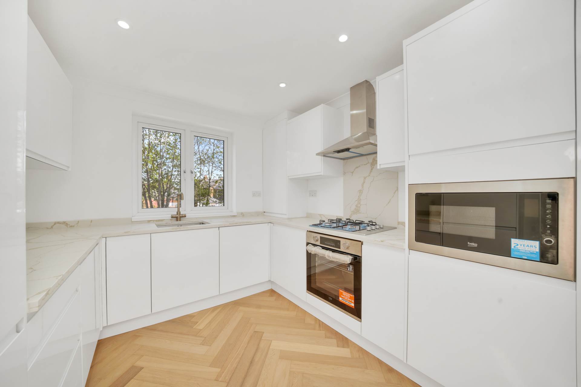 Woodhouse Road, Leytonstone, E11, Image 2