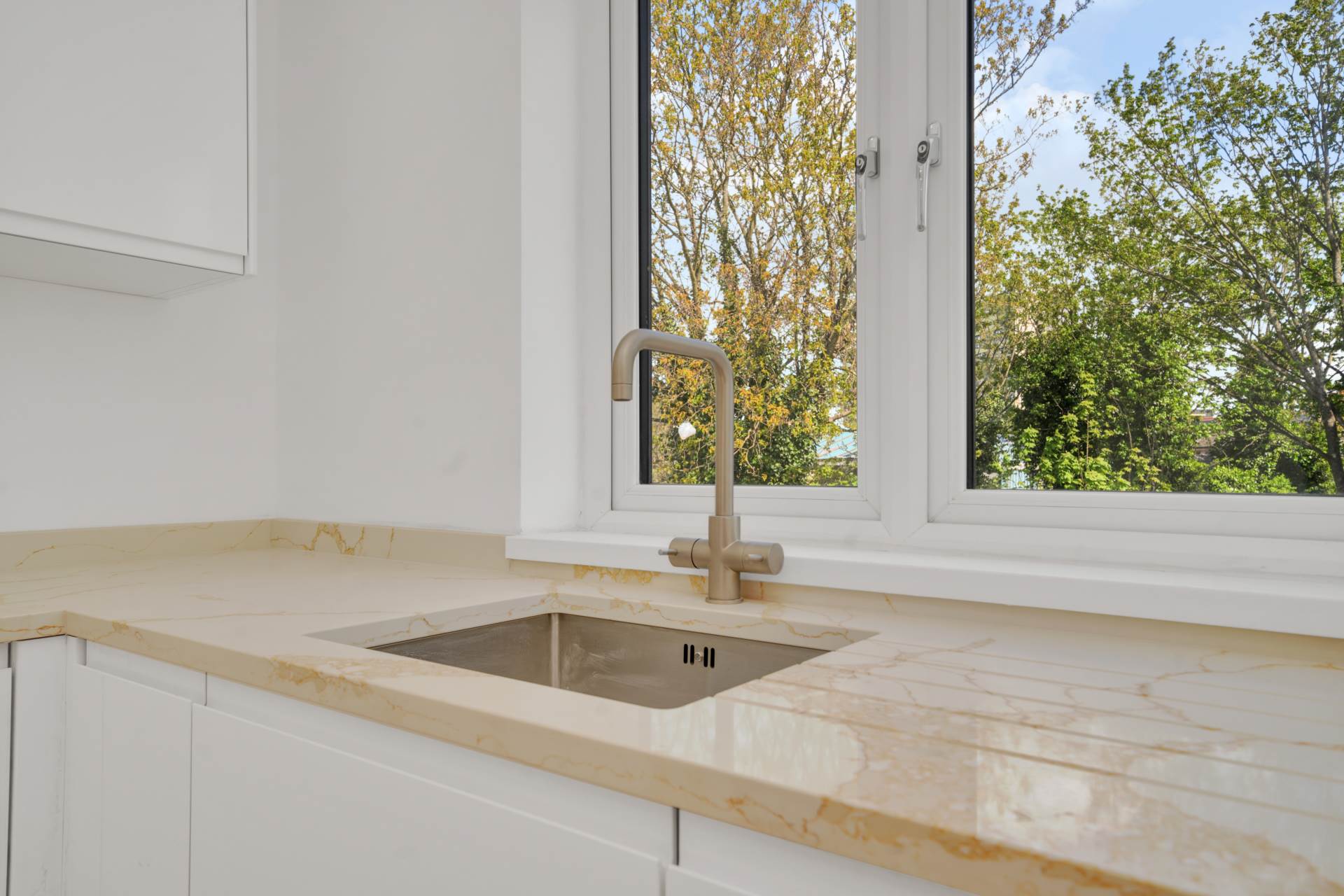 Woodhouse Road, Leytonstone, E11, Image 8