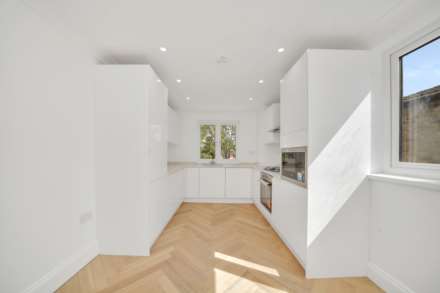 Woodhouse Road, Leytonstone, E11, Image 9