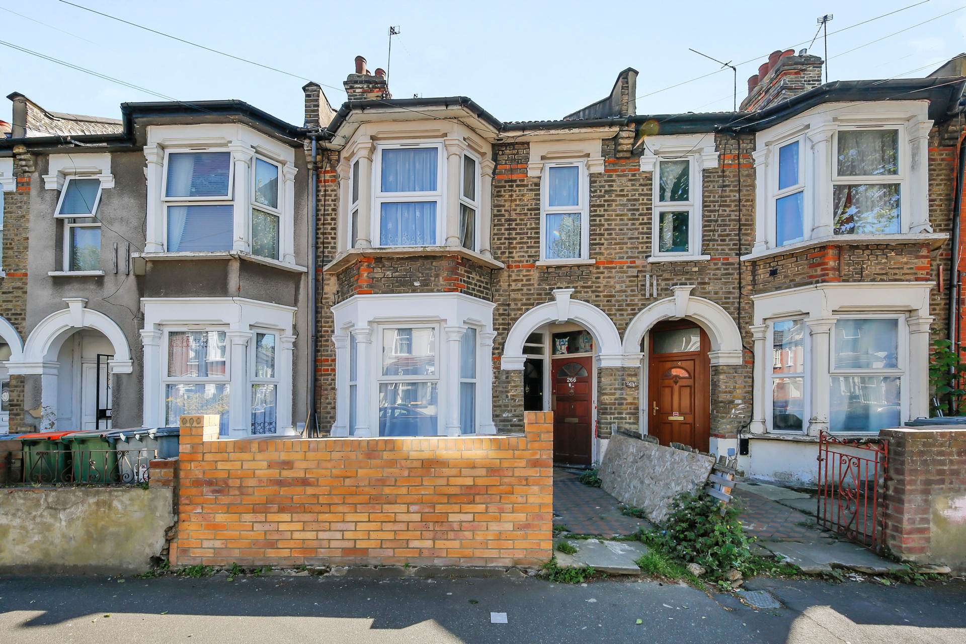 Strone Road, London, Image 1