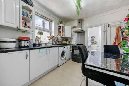 Strone Road, London, Image 2