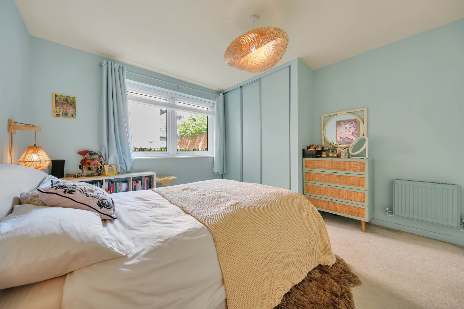 High Road, London, E10, Image 13