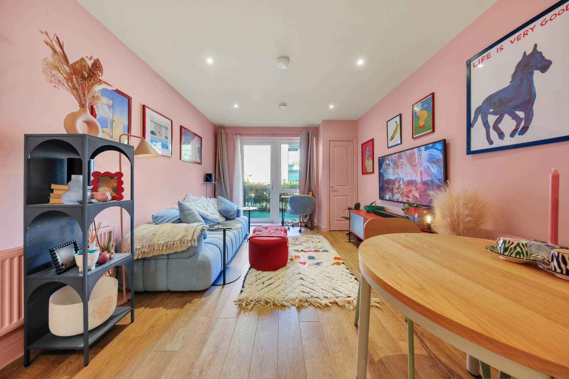 High Road, London, E10, Image 3