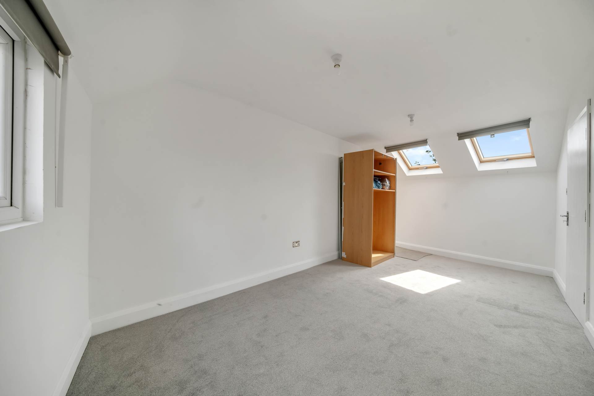 Park Road, Leyton, E10, Image 17